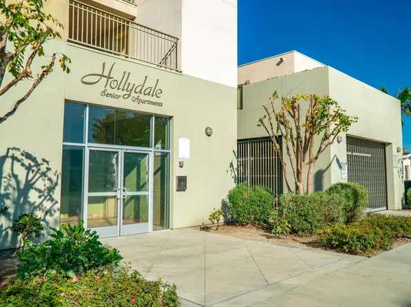 Hollydale Plaza
