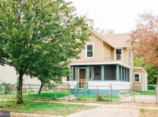 410 W Almond St, Vineland, NJ 08360