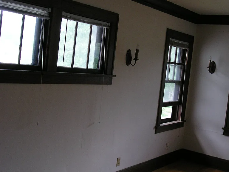 1297 Selby Ave — Photo 7