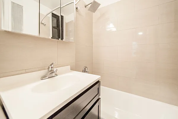 Rented by Gatsby Enterprises, LLC | media 19