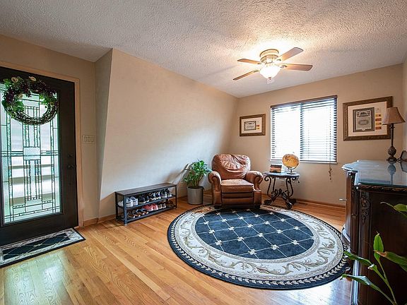 3rd image of 5169 Clearlake Dr