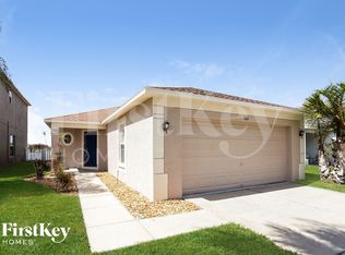 928 Seminole Sky Dr, Ruskin, FL 33570