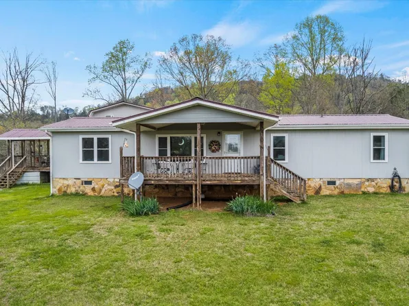 909 Reagan Valley Rd, Tellico Plains, TN 37385