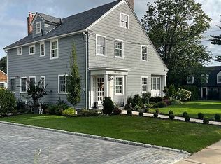 259 Hollywood, Douglas Manor, NY 11363