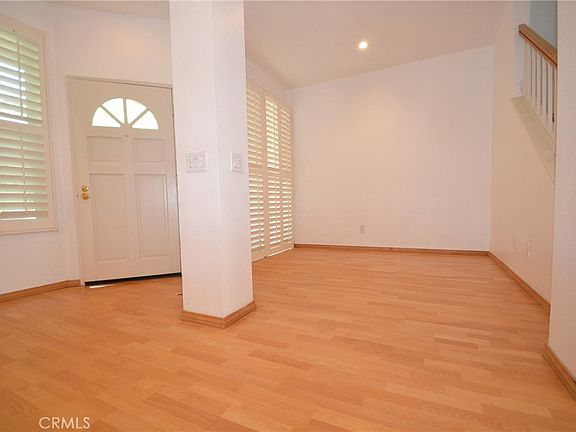 2nd image of 2615 Plaza Del Amo #2615-636