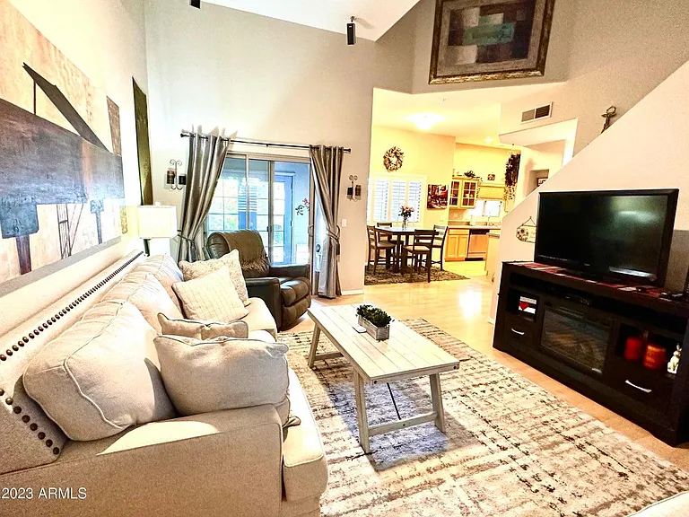 15730 N Hidden Valley Ln — Photo 6