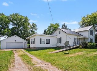 5715 Potters Rd, Saranac, MI 48881