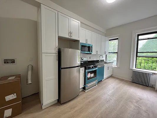 Rented by Compass | media 2