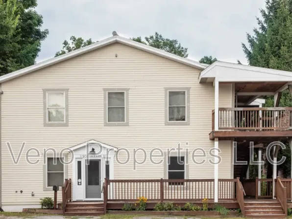 1 S Park St APT 1A, Cambridge, NY 12816