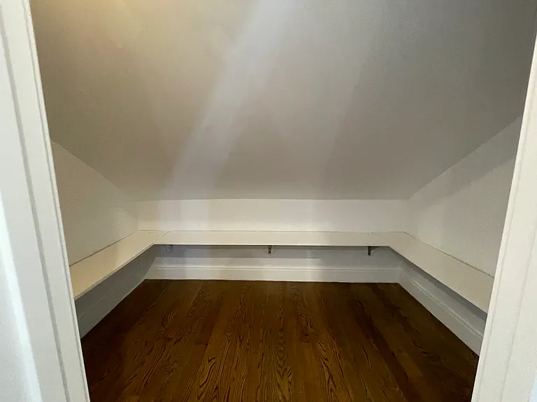 49 Alpine St #2 — Photo 4