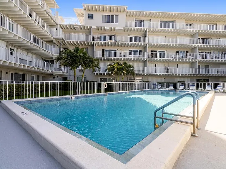 3500 S Ocean Blvd #107 — Photo 12