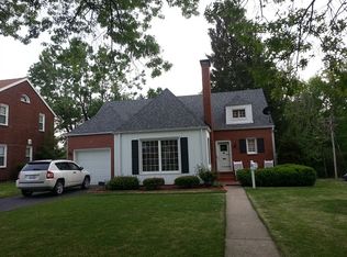 831 Oakland Ave, Mount Vernon, IL 62864