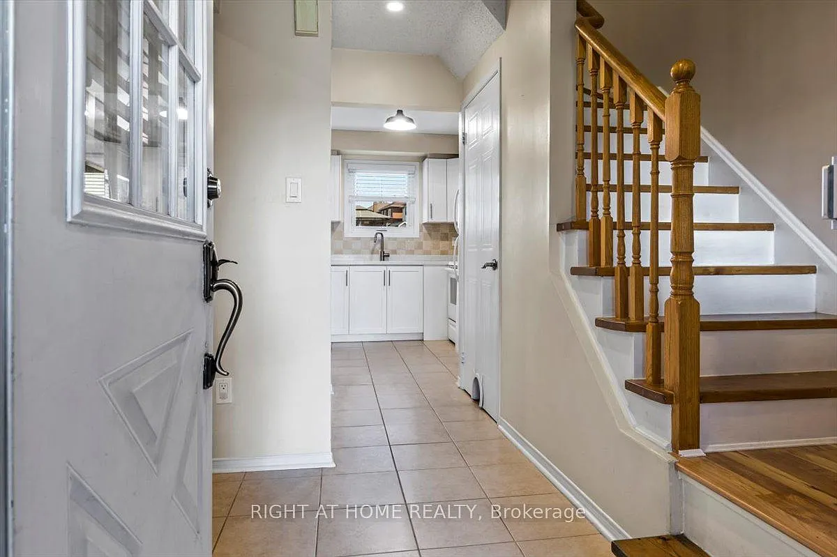 3 bed, $3,100 — Photo 4