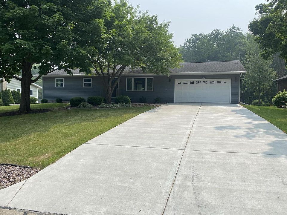 505 Woodview Lane, Dodgeville, WI 53533 Zillow