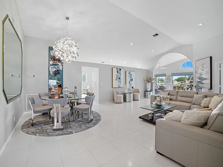 12573 Coral Lakes Dr — Photo 4