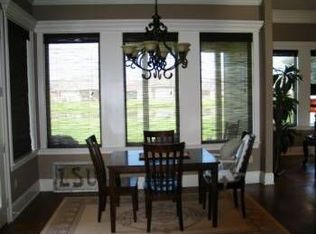 12293 Oak Alley Dr, Geismar, LA 70734