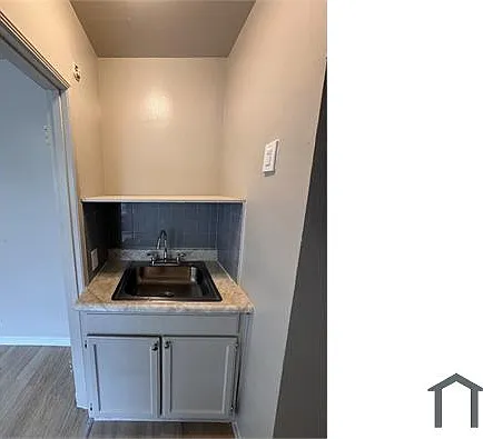 1346 Crenshaw Blvd #7 — Photo 9