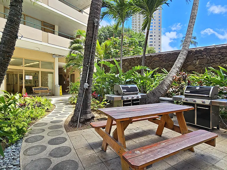 1720 Ala Moana Blvd #1009A — Photo 17