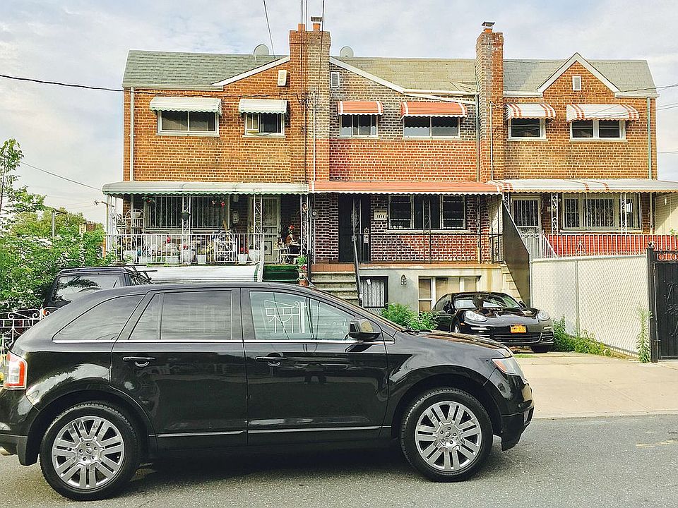 1st image of 1048 E 214th St #1048