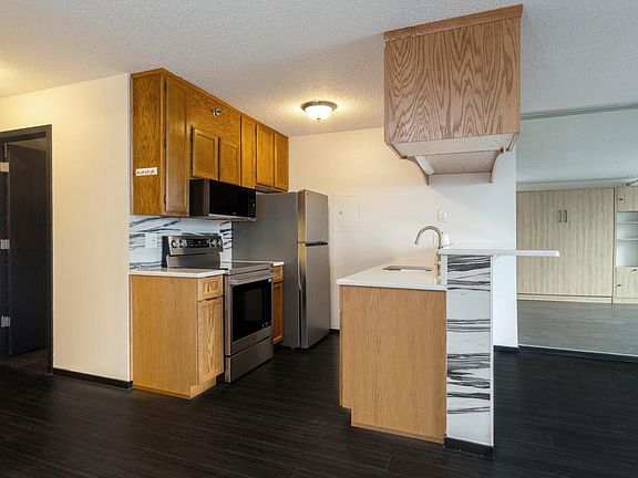5th image of 433 S 7th St APT 1822