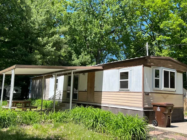 11591 Lark Dr, Lakeview, MI 48850