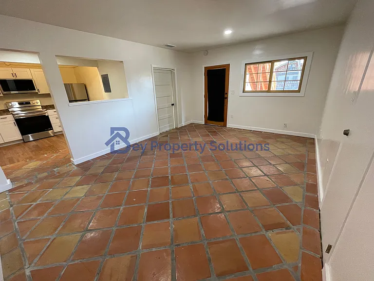 134 Nelson St #D — Photo 8