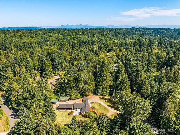 3rd image of 20420 NE Woodinville Duvall Road