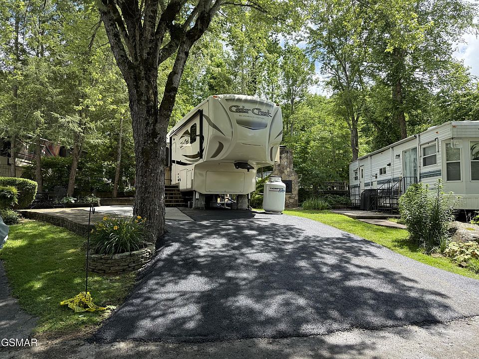1st image of 4229 E Pkwy #78-lot 78