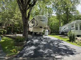 4229 E Pkwy #78-LOT 78, Gatlinburg, TN 37738