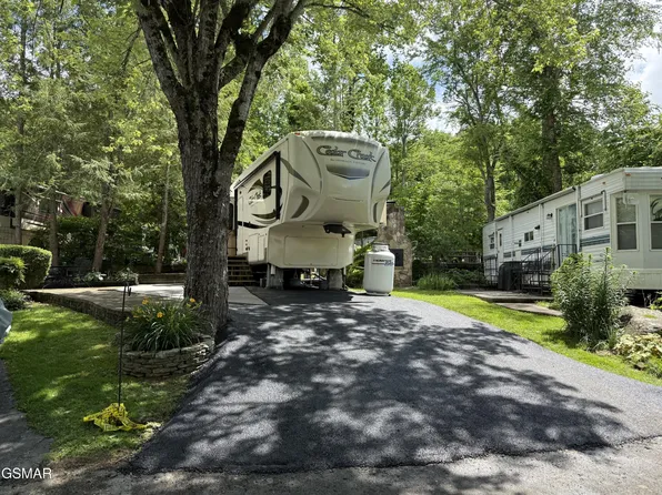 4229 E Pkwy #78-lot 78, Gatlinburg, TN 37738