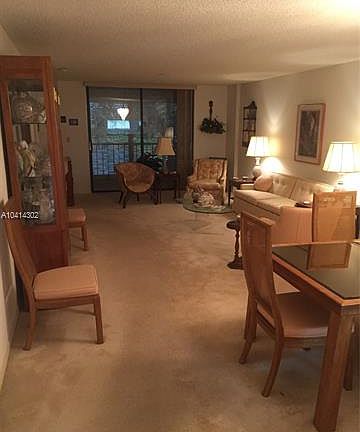 3rd image of 15456 Pembridge Dr APT 212