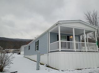 107 Gladys St, Hopwood, PA 15445