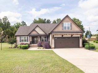 37 Parkersway Ct, Four Oaks, NC 27524