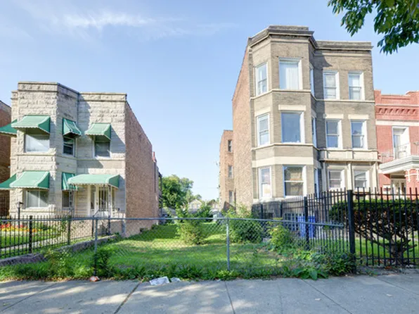 4244 W Washington Blvd, Chicago, IL 60624