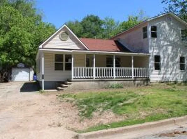 309 Douglas St, Berryville, AR 72616