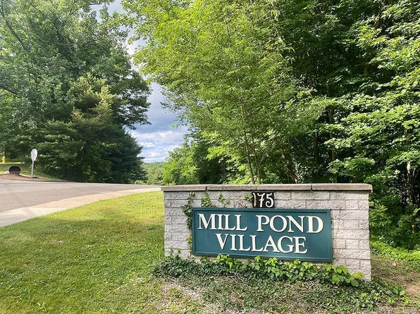 175 Mill Pond Road #404, Hamden, CT 06514