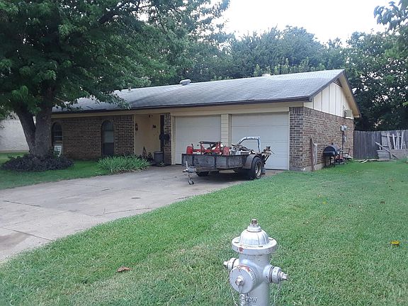 3rd image of 616 Sue Ann Ln