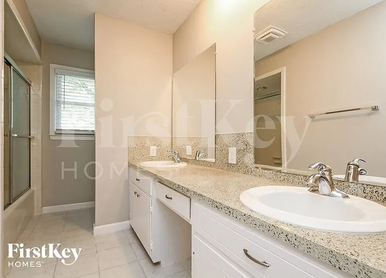 6235 Lynwood Dr NW — Photo 14
