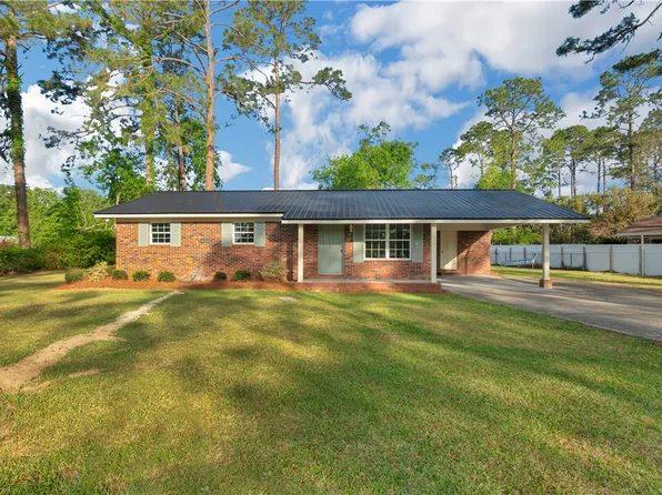 930 Burney Branch Cir, Blackshear, GA 31516