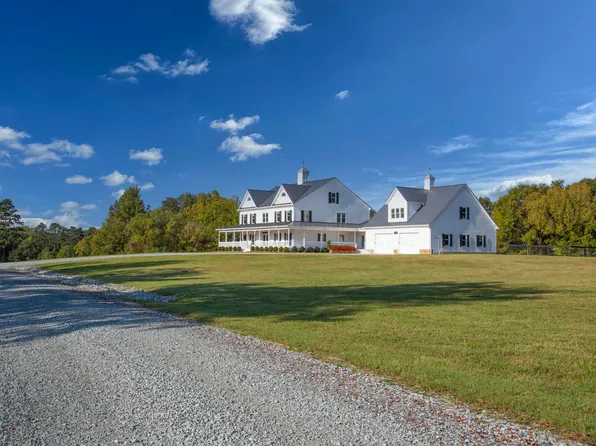 8589 McGhees Mill Rd, Semora, NC 27343