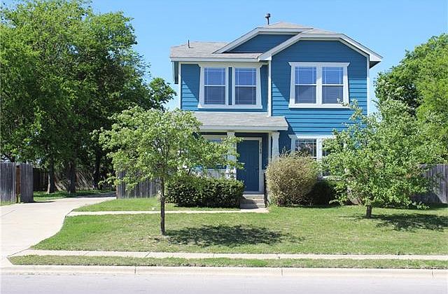 1st image of 2340 Bluffstone Dr
