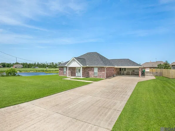 2968 N Nobile St, Paulina, LA 70763