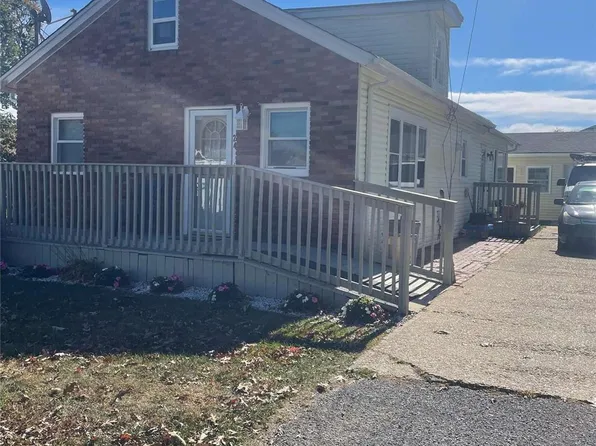 24 Palmetto Street, Central Islip, NY 11722