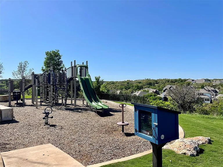 3708 Mercer Rd — Photo 34
