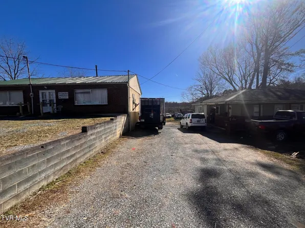 3573 W Market St, Johnson City, TN 37604