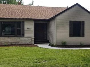 6627 Carman Dr, Rockford, IL 61108