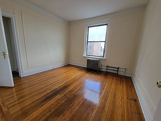 3rd image of 681 Ocean Ave APT F10