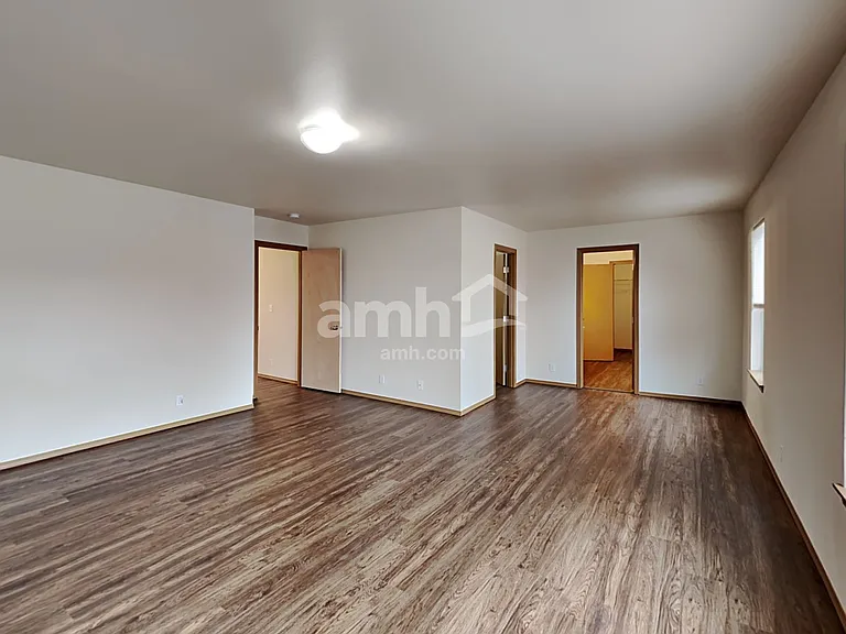 7127 179th Street Ct E — Photo 15