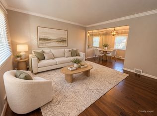 645 Graefield Ct, Birmingham, MI 48009