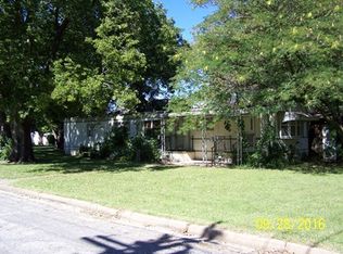 505 Adams St, Fredonia, KS 66736